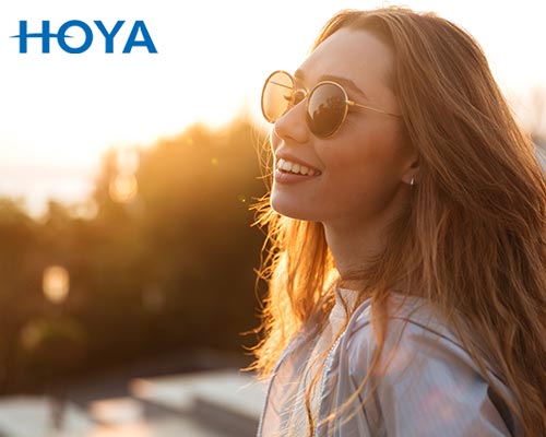 HOYA Sensity meekleurende brillenglazen voor buitengewoon comfort